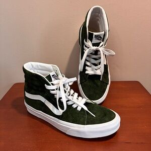 Vans skate sk8 High Top Shoes Dark  Green suede size 6.5 Men 8 Women Excellent